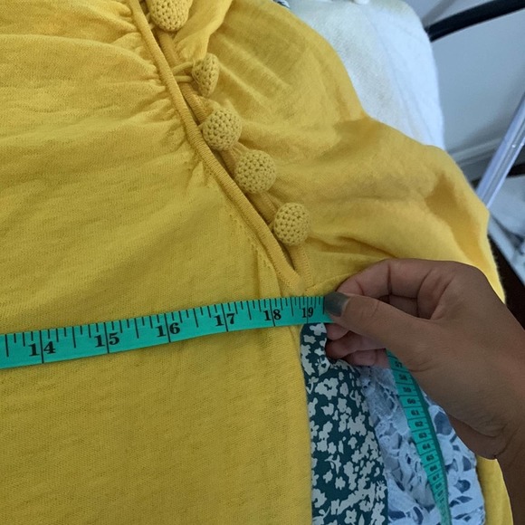 Anthropologie Wool Buttoned Front Off‎ shoulder Sweater. Size Small - Picture 8 of 9